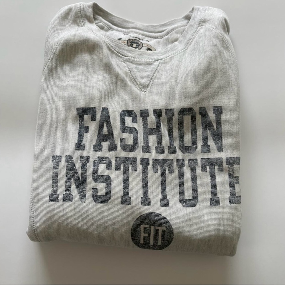 Champion Light Gray Women's Sweatshirt - Picture 5 of 6